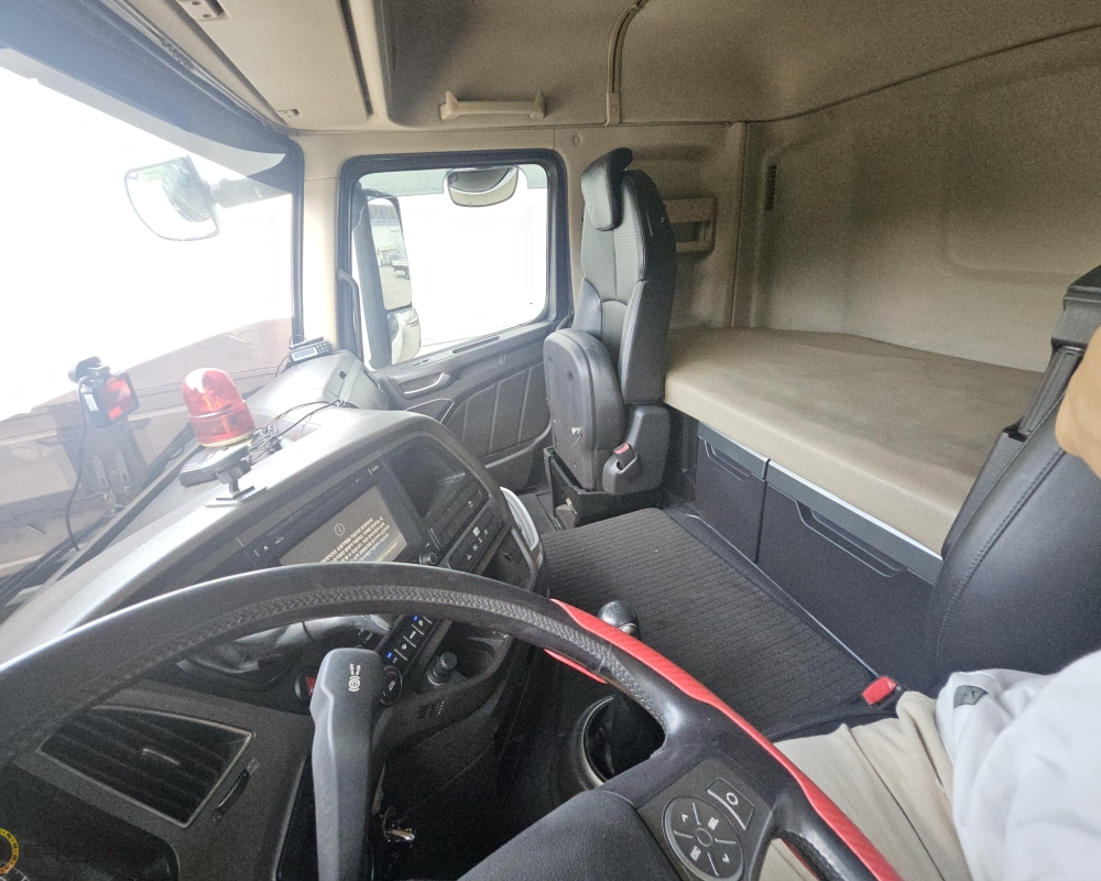 KakaoTalk_20250821_140211770_18