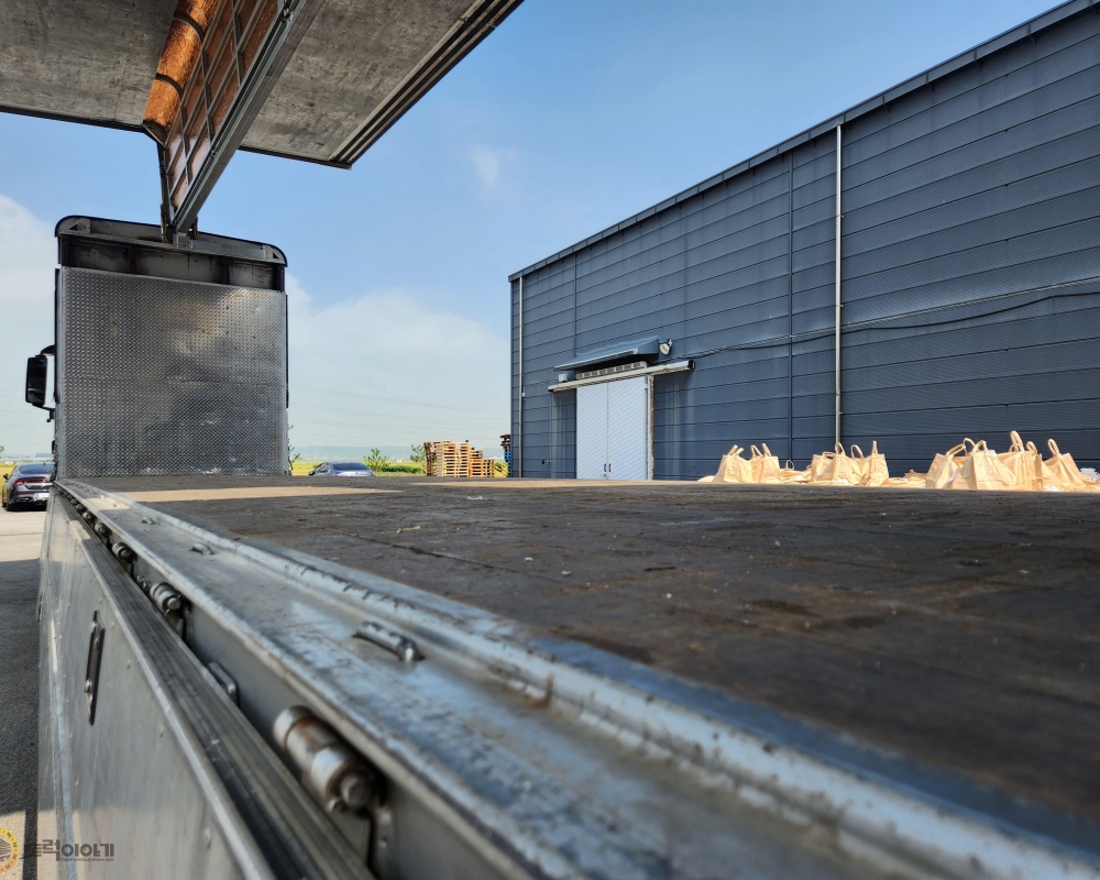 KakaoTalk_20250926_121105773_28