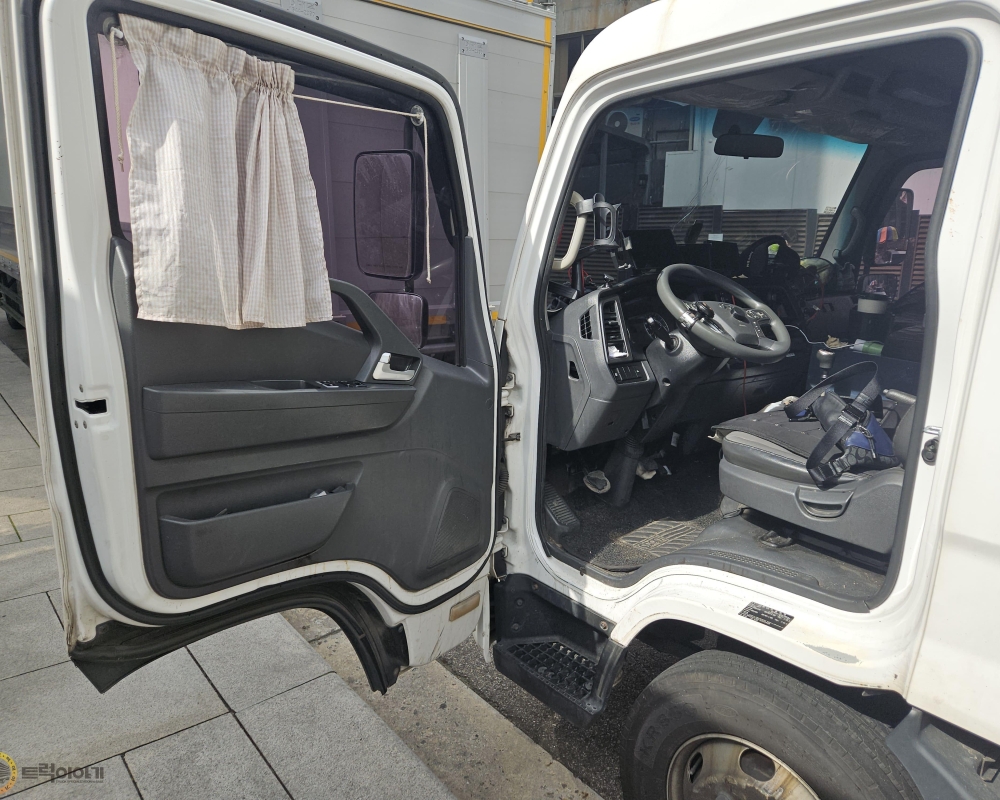 KakaoTalk_20251020_125214256_10