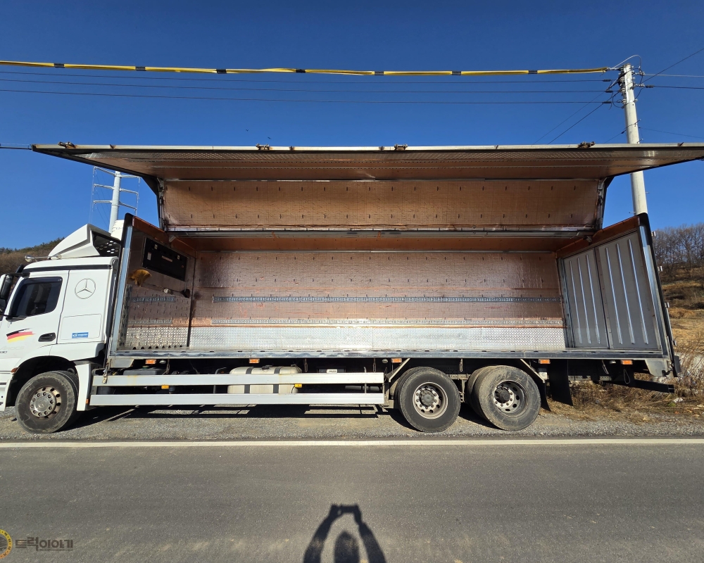 KakaoTalk_20251203_113420552_06