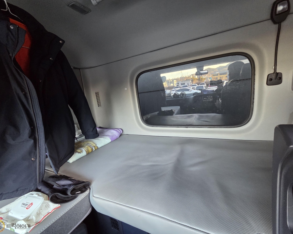 KakaoTalk_20251222_160701104_24