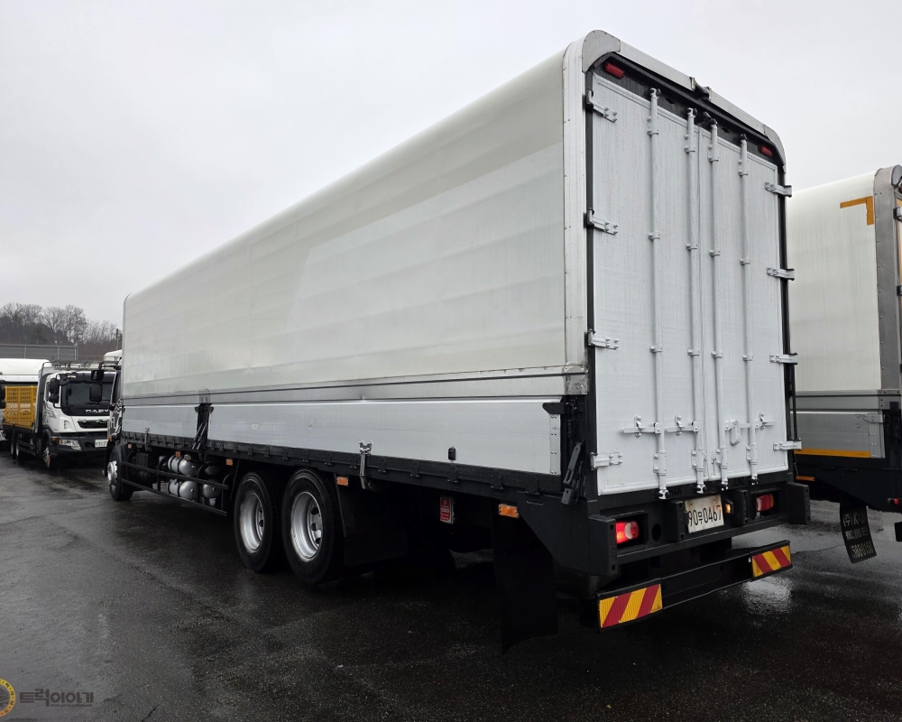 KakaoTalk_20251223_164945280_03