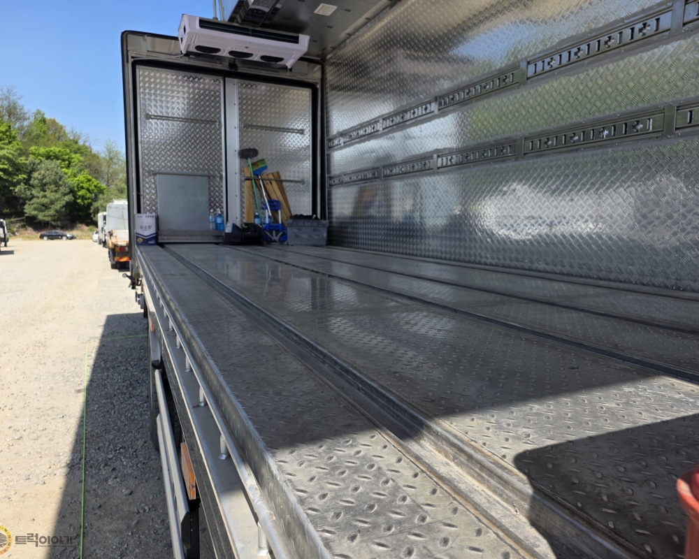 KakaoTalk_20260424_150943257_08